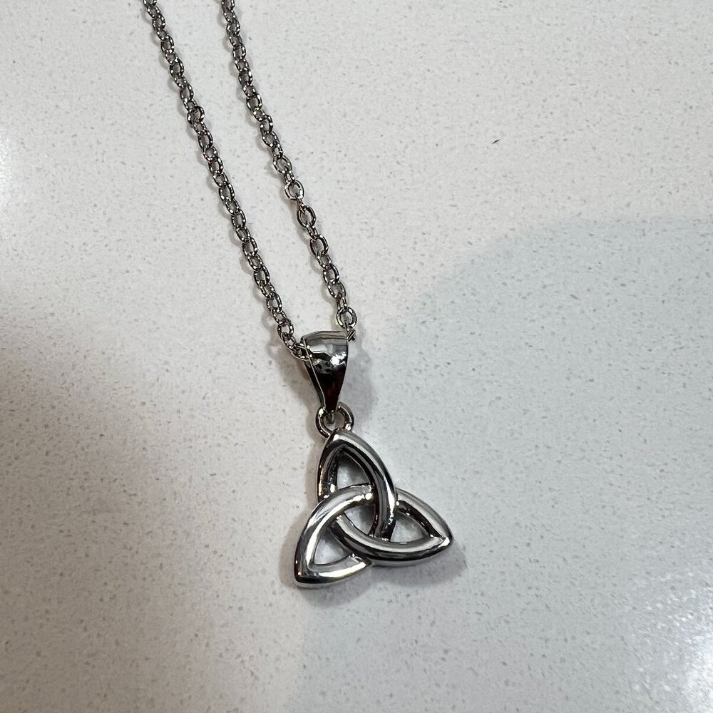 Celtic Trinity Knot Pendant Necklace